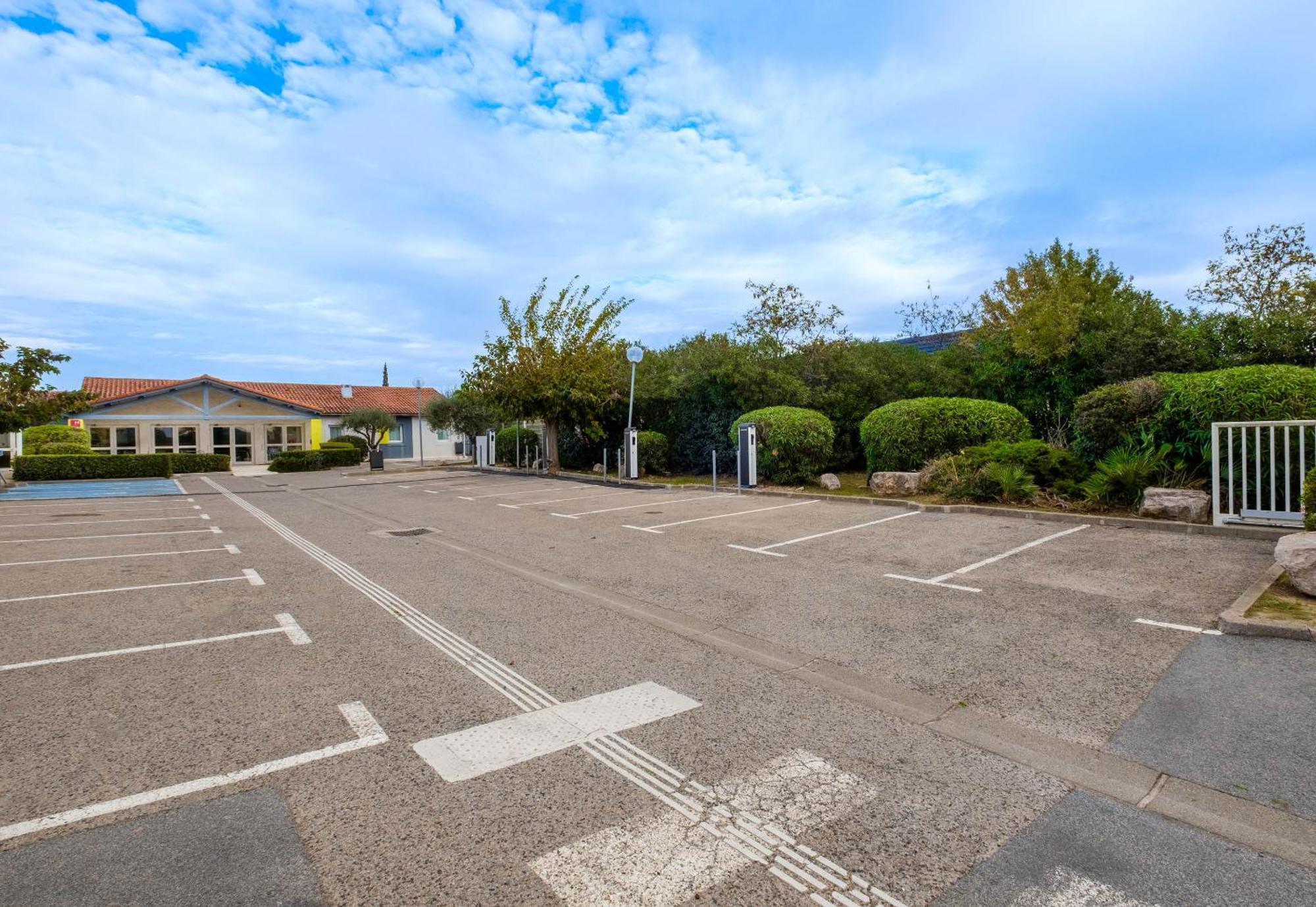 B&B Hotel Frejus Puget-Sur-Argens Dış mekan fotoğraf
