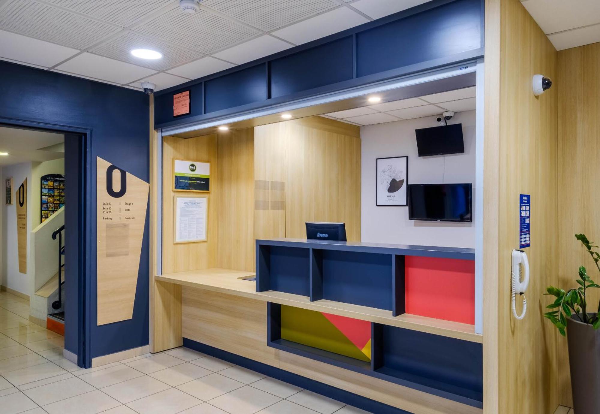 B&B Hotel Frejus Puget-Sur-Argens Dış mekan fotoğraf