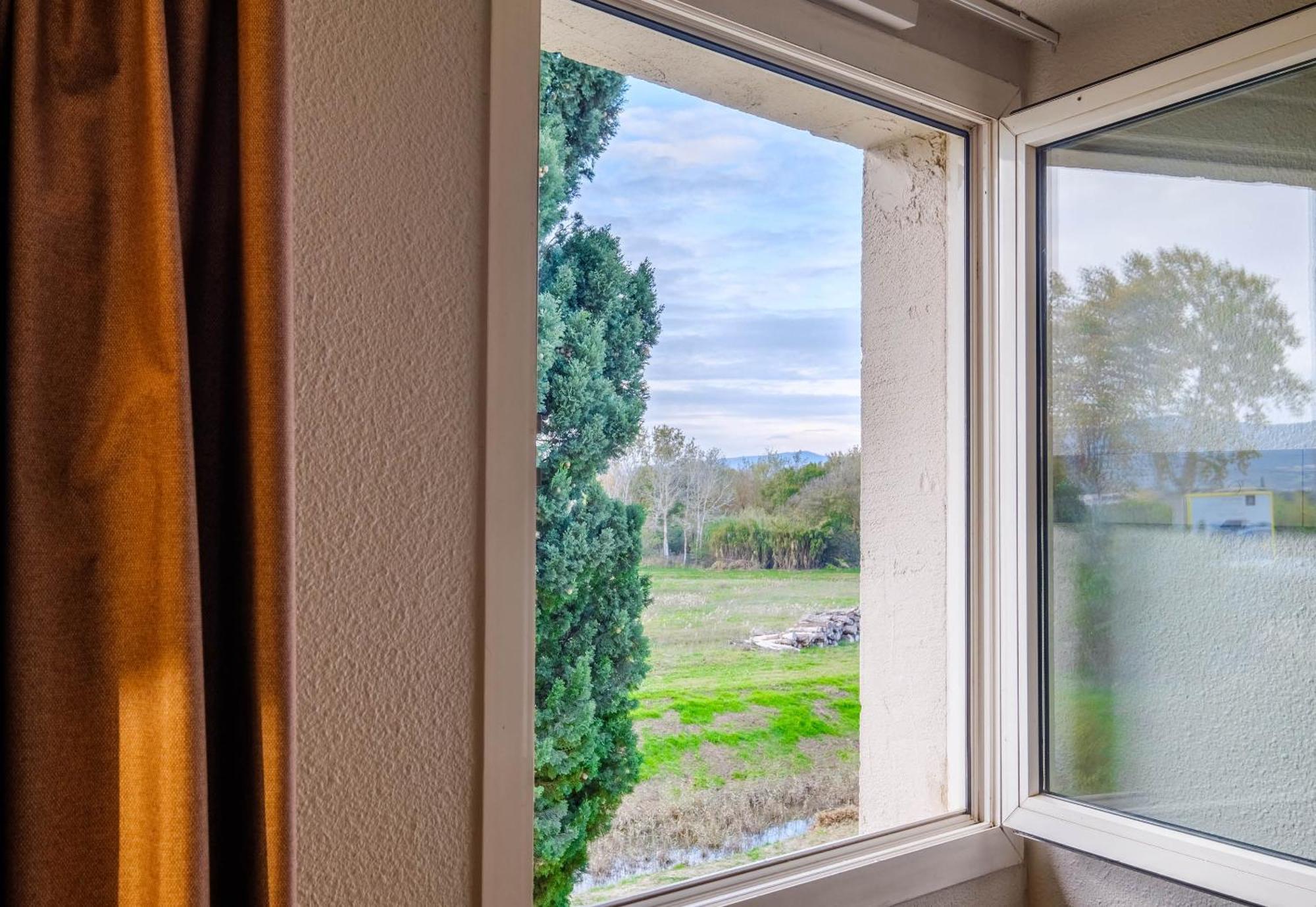 B&B Hotel Frejus Puget-Sur-Argens Dış mekan fotoğraf