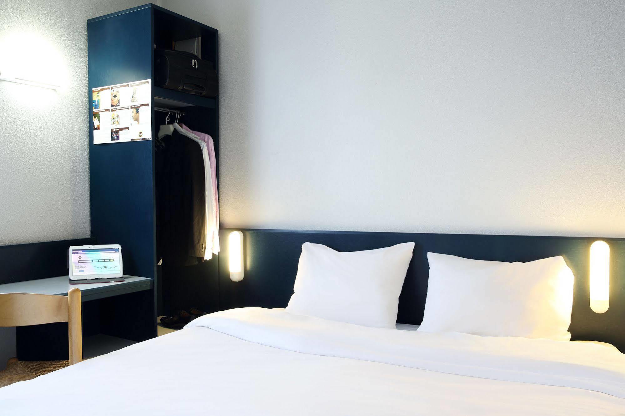 B&B Hotel Frejus Puget-Sur-Argens Dış mekan fotoğraf